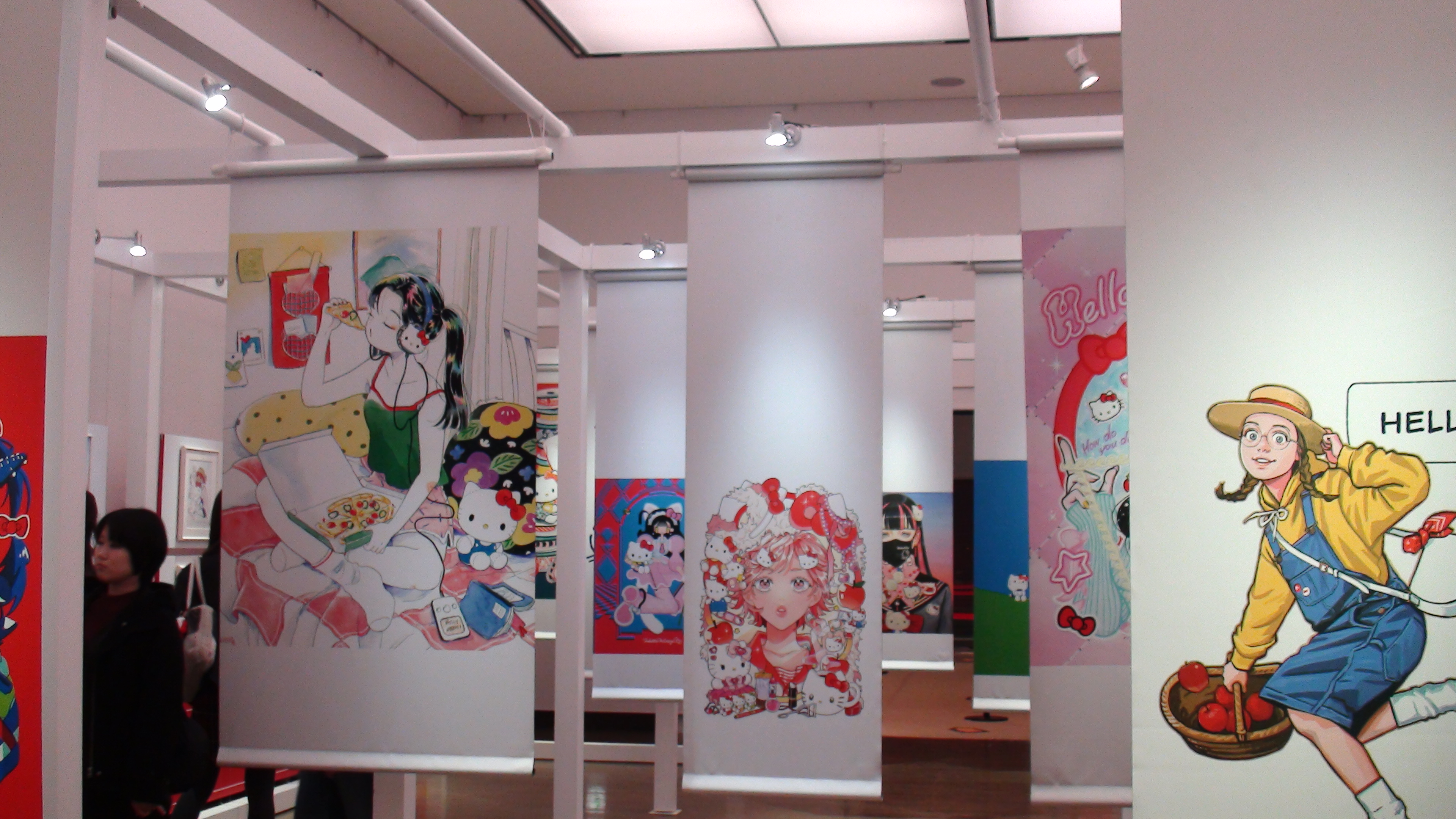 アーティストとコラボレーションしたハローキティアート作品